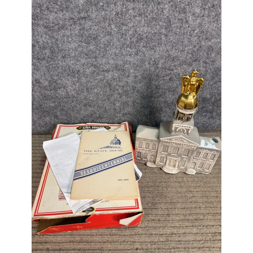 Ezra Brooks Whiskey Decanter NH State House Sesquicentennial Heritage China Box